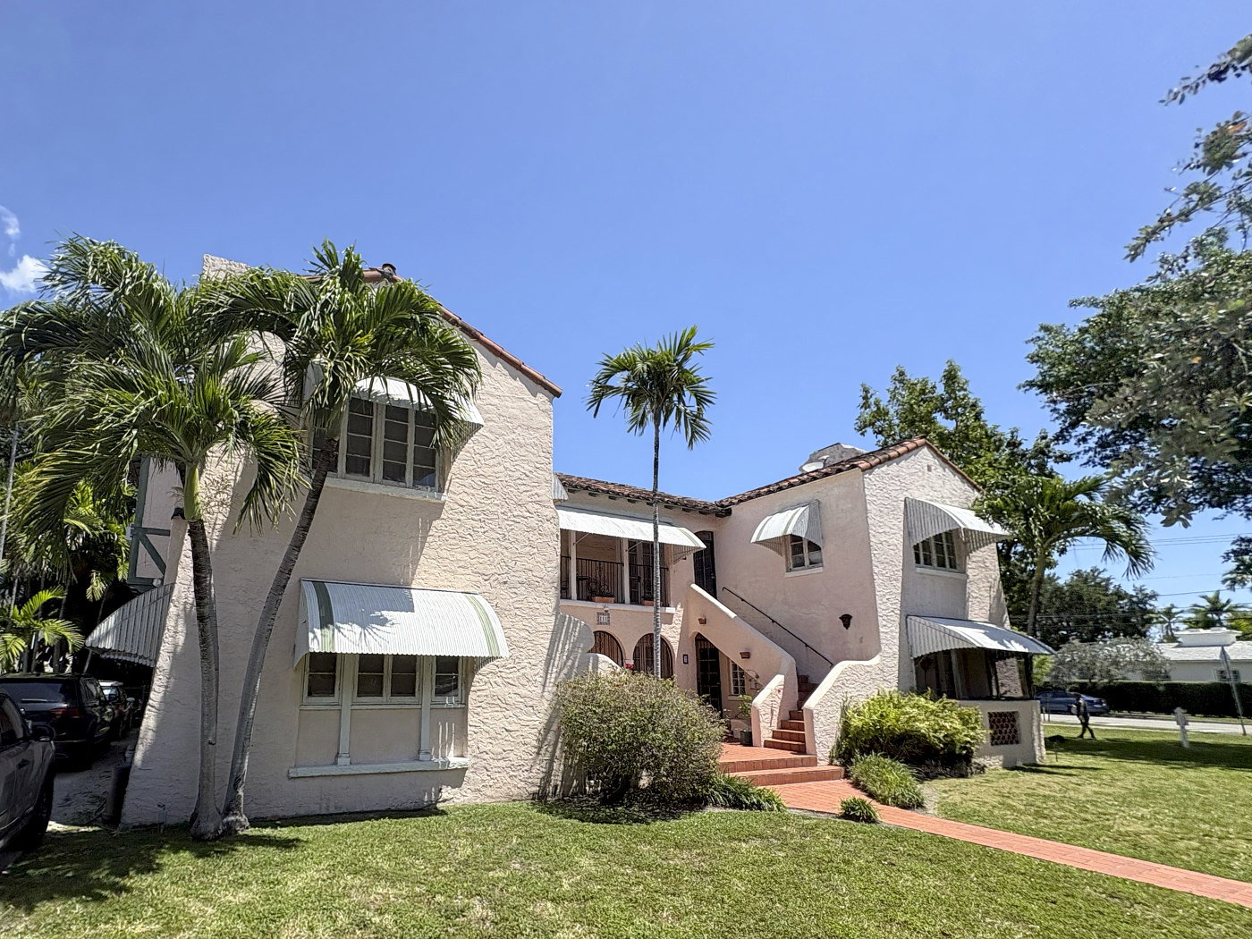 111 Salamanca Ave